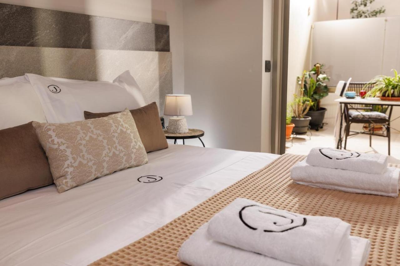 Jolly Apartment